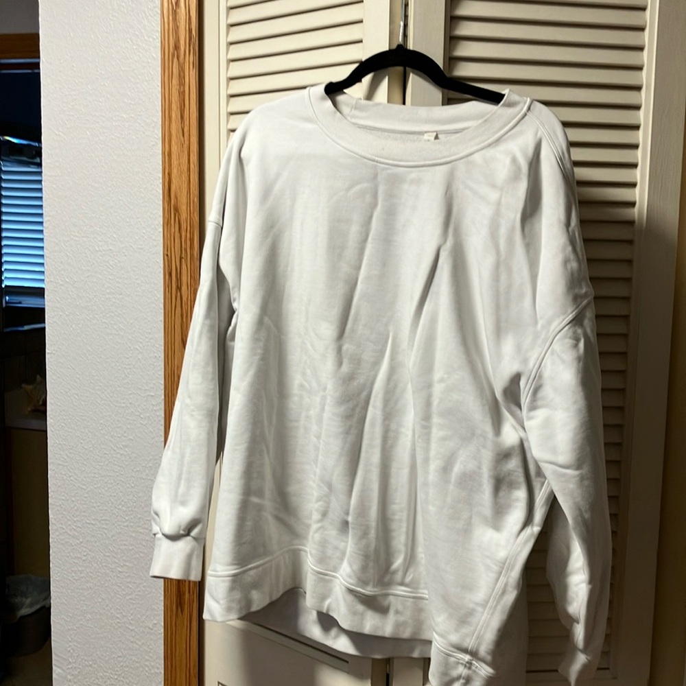 White oversized LuLuLemon sweatshirt